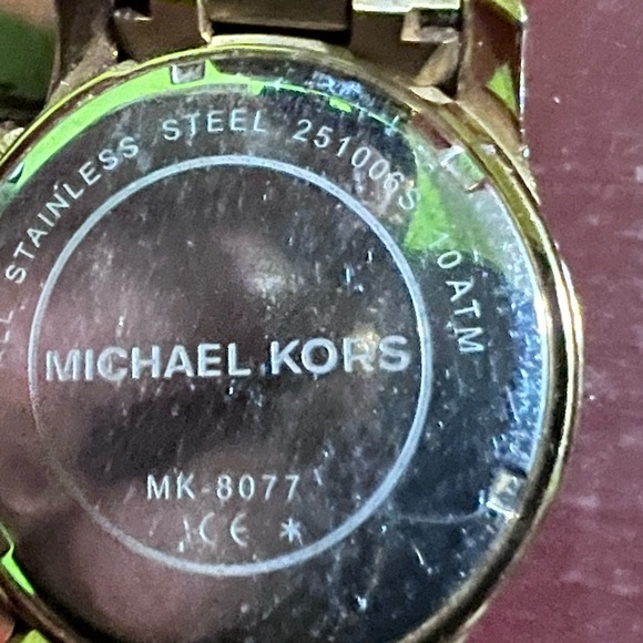 Excellent Michael Kors Unisex Watch - Picture 5 of 5